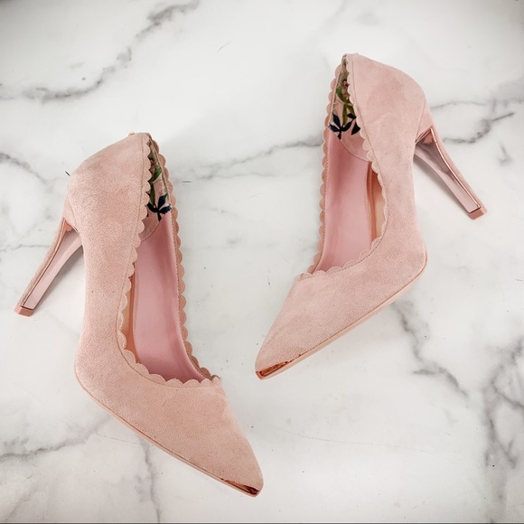 COPY - TED BAKER Heels Pink Sloana Scalloped Trim Suede - Picture 6 of 16